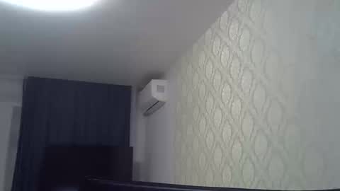 Snapshot of golden___69 chatting on 10-10-25, 04:39 golden___69 online show from 10-10-25, 04:39