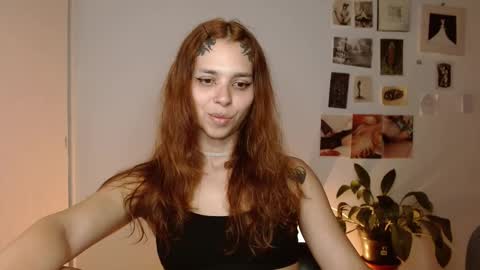 Snapshot of golden_alaska chatting on 12-04-25, 01:48 Alaska online show from 12-04-25, 01:48