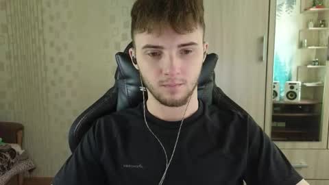 Golden boyyy21 online show from 03-28-26, 08:36