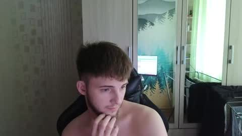 Golden boyyy21 online show from 04-19-26, 08:57