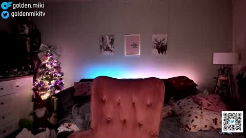 Shy in the streets but a freak in the sheets online show from 12-25-24, 06:20