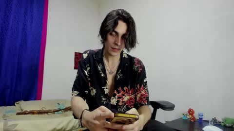 Jmmmm online show from 11-30-25, 01:31