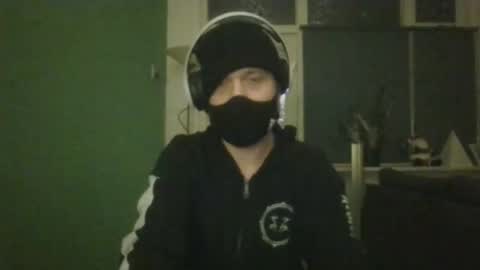 Snapshot of goldenfeetlover69 chatting on 12-23-25, 02:42 goldenfeetlover69 online show from 12-23-25, 02:42