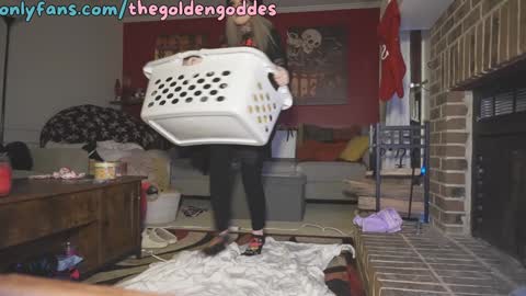 Snapshot of goldengoddessxxx chatting on 01-12-25, 11:36 Sammy online show from 01-12-25, 11:36