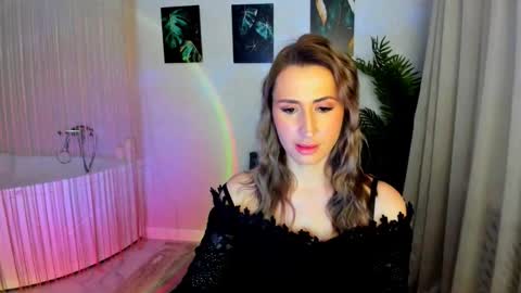 Olivia online show from 11-29-25, 04:15