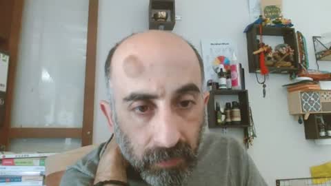Snapshot of goldenmasculine chatting on 06-17-26, 10:17 goldenmasculine online show from 06-17-26, 10:17
