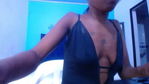 Snapshot of goldenn_ass1 chatting on 12-03-25, 12:51 goldenn_ass1 online show from 12-03-25, 12:51