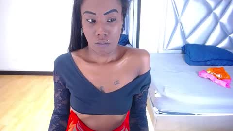 Snapshot of goldenn_ass1 chatting on 12-05-25, 04:32 goldenn_ass1 online show from 12-05-25, 04:32