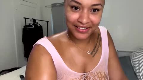 GoldenPuss online show from 11-09-25, 10:30