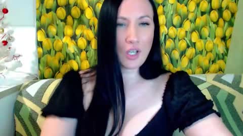 Snapshot of goldmoonn chatting on 12-09-24, 06:35 goldmoonn online show from 12-09-24, 06:35