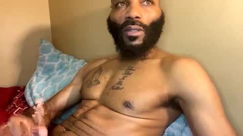 Snapshot of goldmouth_85 chatting on 03-02-26, 05:08 Goldmouth 85 online show from 03-02-26, 05:08