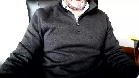Snapshot of golfpro84 chatting on 05-25-26, 09:32 golfpro84 online show from 05-25-26, 09:32