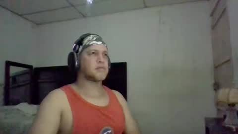 Snapshot of golons17 chatting on 01-13-26, 04:18 golons17 online show from 01-13-26, 04:18