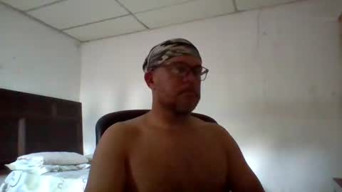 Snapshot of golons17 chatting on 03-13-26, 12:45 golons17 online show from 03-13-26, 12:45