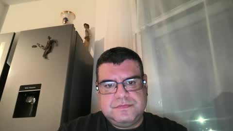 gomezgonz5 online show from 10-16-25, 05:58