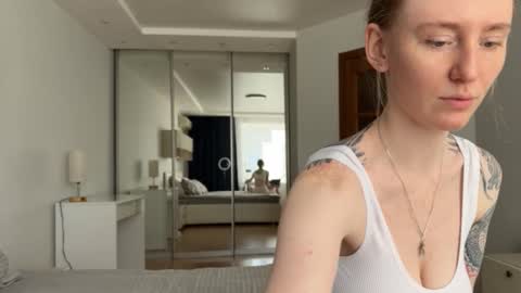 Polly online show from 02-17-26, 08:44