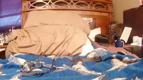 Snapshot of goodbootaye chatting on 09-19-25, 02:07 Juicy Booty online show from 09-19-25, 02:07