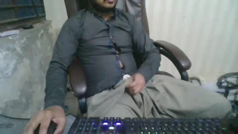 Snapshot of goodfucker3252 chatting on 01-17-25, 10:33 Arab Pronstar online show from 01-17-25, 10:33