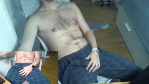 Snapshot of goodfucklover chatting on 12-20-25, 10:00 goodfucklover online show from 12-20-25, 10:00