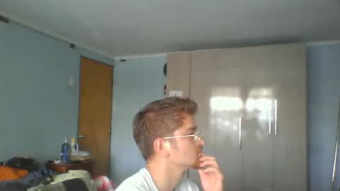 Snapshot of goodfumes chatting on 02-27-25, 07:58 goodfumes online show from 02-27-25, 07:58