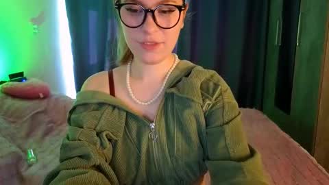 Snapshot of goodlool chatting on 03-06-26, 11:17 goodlool online show from 03-06-26, 11:17