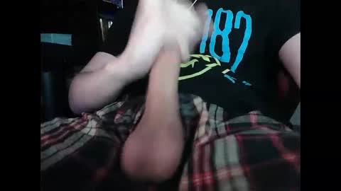 Snapshot of gooningooners chatting on 10-18-25, 08:15 gooningooners online show from 10-18-25, 08:15