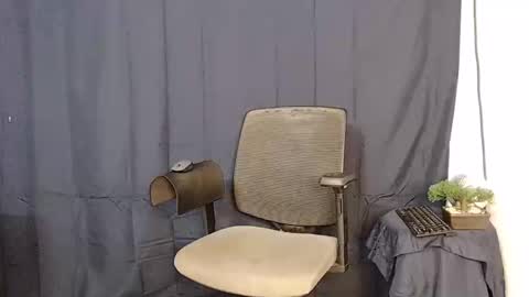 Snapshot of goos_cum chatting on 12-02-24, 10:18 Goos online show from 12-02-24, 10:18