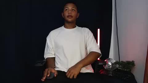 Snapshot of goos_cum chatting on 12-04-24, 04:32 Goos online show from 12-04-24, 04:32