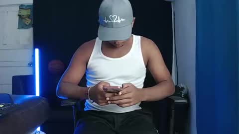 Snapshot of goos_cum chatting on 02-07-25, 02:40 Goos online show from 02-07-25, 02:40