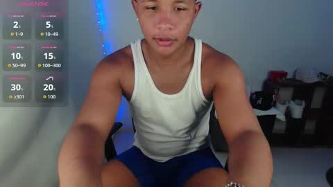 Snapshot of goos_cum chatting on 11-05-25, 02:17 Goos online show from 11-05-25, 02:17