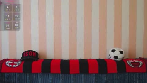 Snapshot of gordonhunt chatting on 02-10-26, 09:24 Gordon Hunt online show from 02-10-26, 09:24