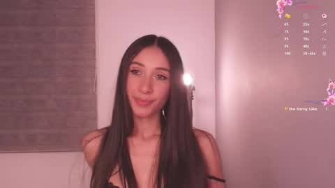 Snapshot of gorgeous_brunette chatting on 04-28-26, 09:03 Rose online show from 04-28-26, 09:03