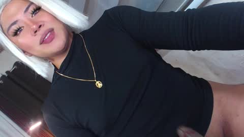 Samantha online show from 02-18-26, 01:45