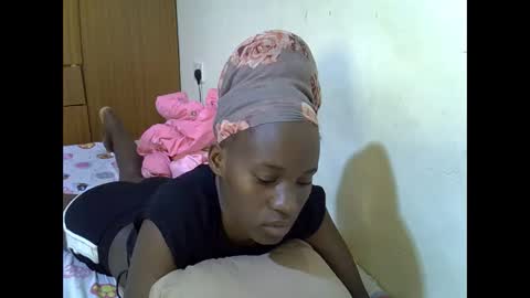 gorgeous_maya1 online show from 11-20-25, 06:07