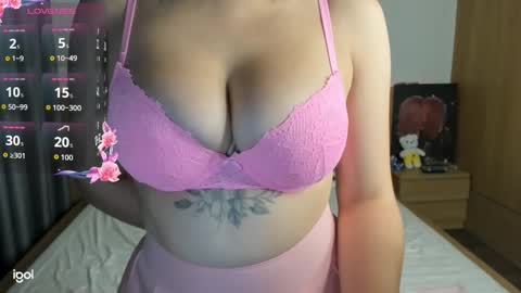 Snapshot of gorgeousline chatting on 10-14-25, 01:28 gorgeousline online show from 10-14-25, 01:28