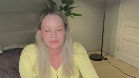 Victoria online show from 05-12-26, 07:55