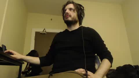 Snapshot of gotanthomai chatting on 02-16-25, 08:43 granton online show from 02-16-25, 08:43