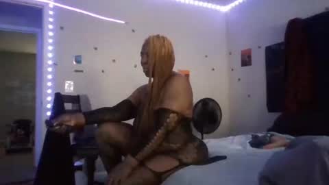 Sue Goddess online show from 10-26-25, 03:18