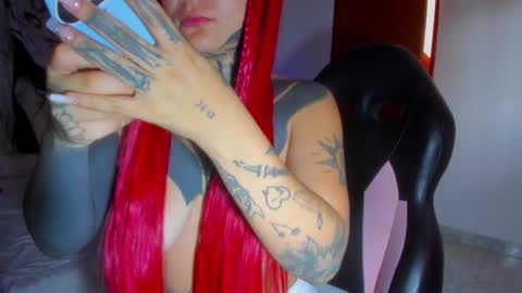 Snapshot of gothic9goddes chatting on 07-30-26, 01:10 GG online show from 07-30-26, 01:10