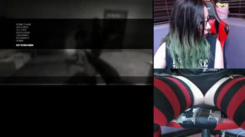Snapshot of gothic_cutie chatting on 04-14-26, 08:04 gothic_cutie online show from 04-14-26, 08:04