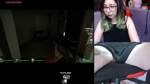 Snapshot of gothic_cutie chatting on 04-21-26, 07:50 gothic_cutie online show from 04-21-26, 07:50