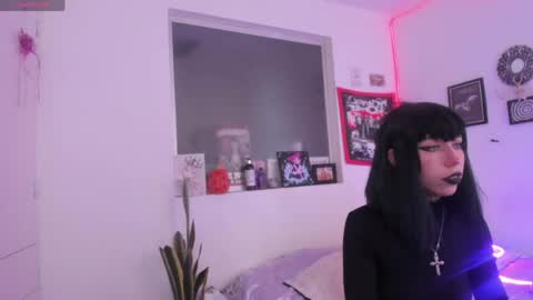 hi my name is Elizabeth nice to meet you online show from 05-02-26, 06:35