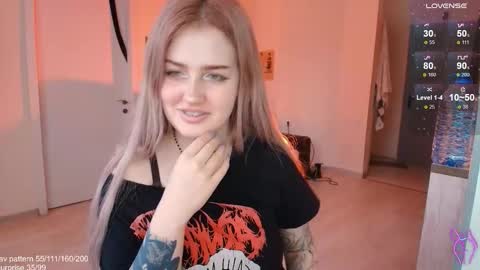 traumfrau Kira angel face devil eyes I SELL A LOT VIDEO IN GALLERY online show from 02-18-26, 02:13