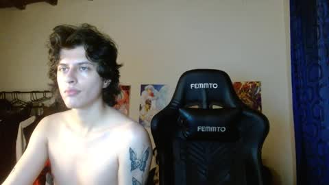 angelito tu novio online show from 01-29-25, 06:33