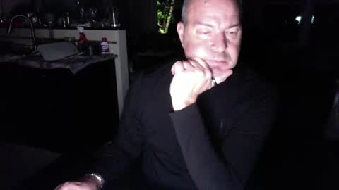 Brett online show from 04-30-26, 04:52