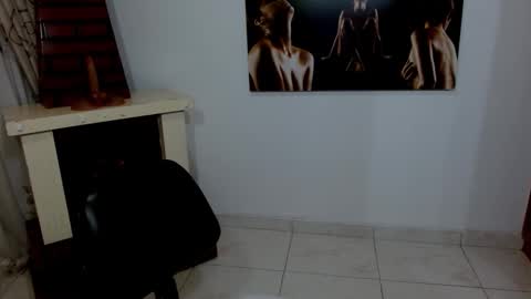 Snapshot of grace_mature_milf chatting on 10-21-25, 10:38 grace_mature_milf online show from 10-21-25, 10:38