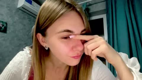 gracetorrezz online show from 11-15-25, 10:48