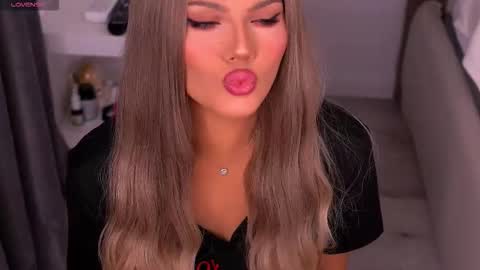 Grace online show from 10-03-25, 02:58