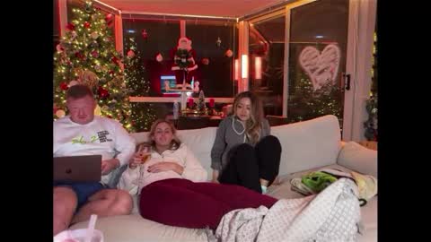 Gracie Mae online show from 12-18-24, 01:48