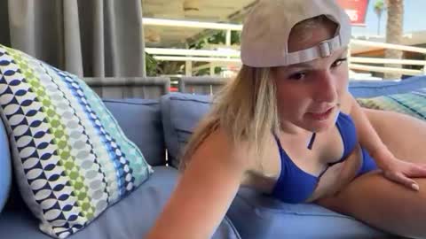 Gracie Mae online show from 04-20-26, 09:05